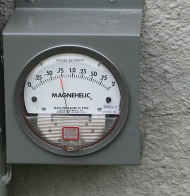 Dwyer 2002 Magnehelic