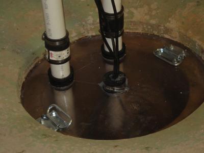 Sump cover... note handles for removal